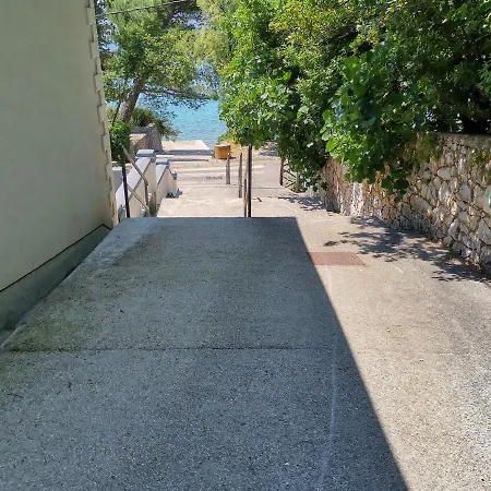 Apartamento Sara 1, 50 M From The Beach, Balcony And Sea View, Private Parking *