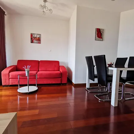 Sara 1, 50 M From The Beach, Balcony And Sea View, Private Parking * Crikvenica