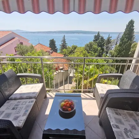 Sara 1, 50 M From The Beach, Balcony And Sea View, Private Parking Lejlighed *